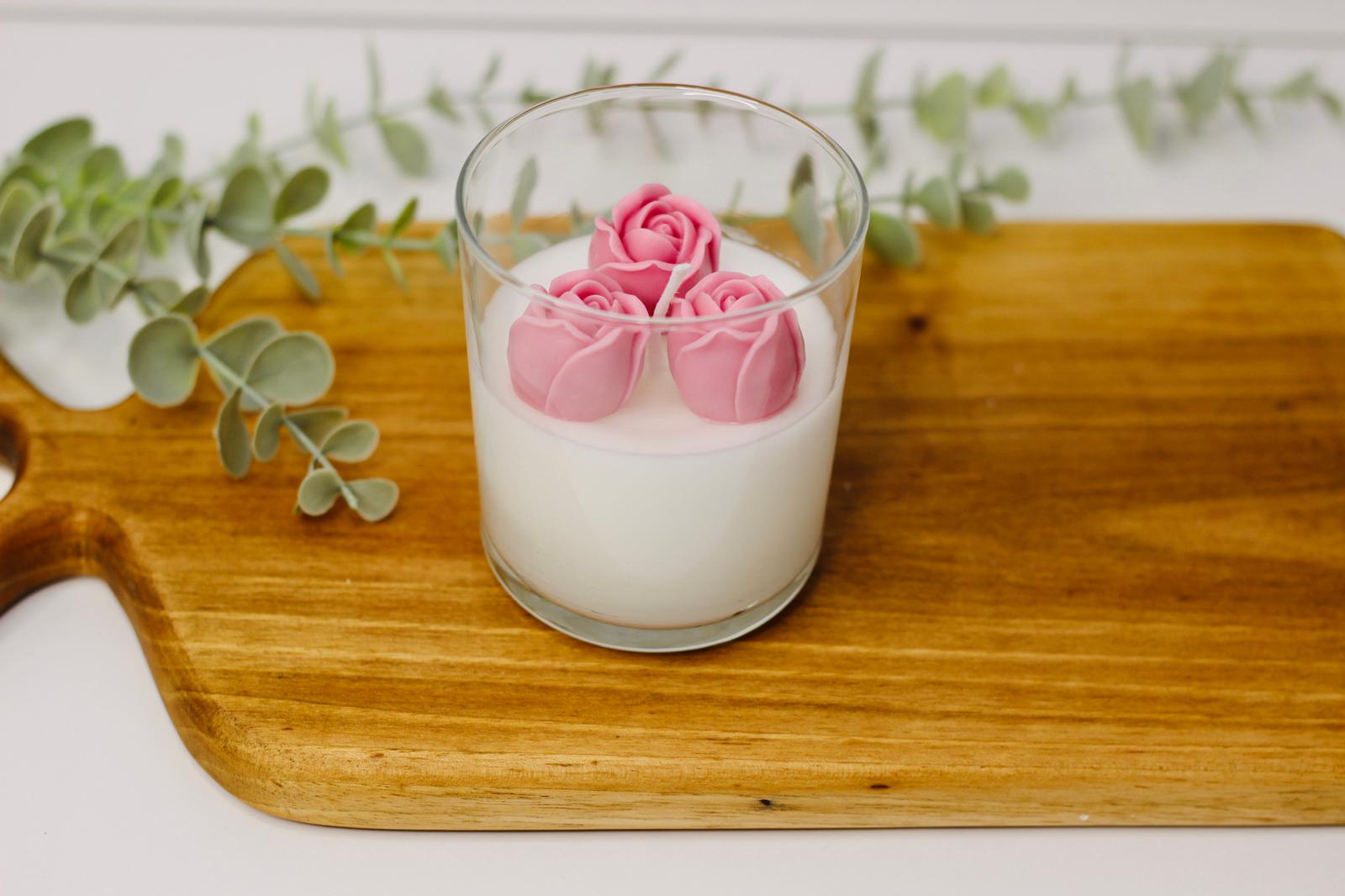Limphoria "La Vie en Rose" Bardak Mum (Güllerin Hayatı İlk Aşk Mumu, Aşkın En Zarif Hali)